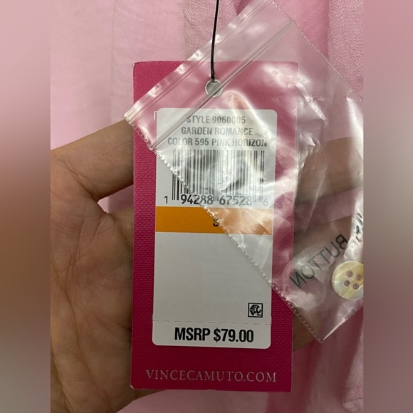 NWT Vince Camuto Ruffled Flutter Sleeve Blouse Pink Size Small - Picture 8 of 9